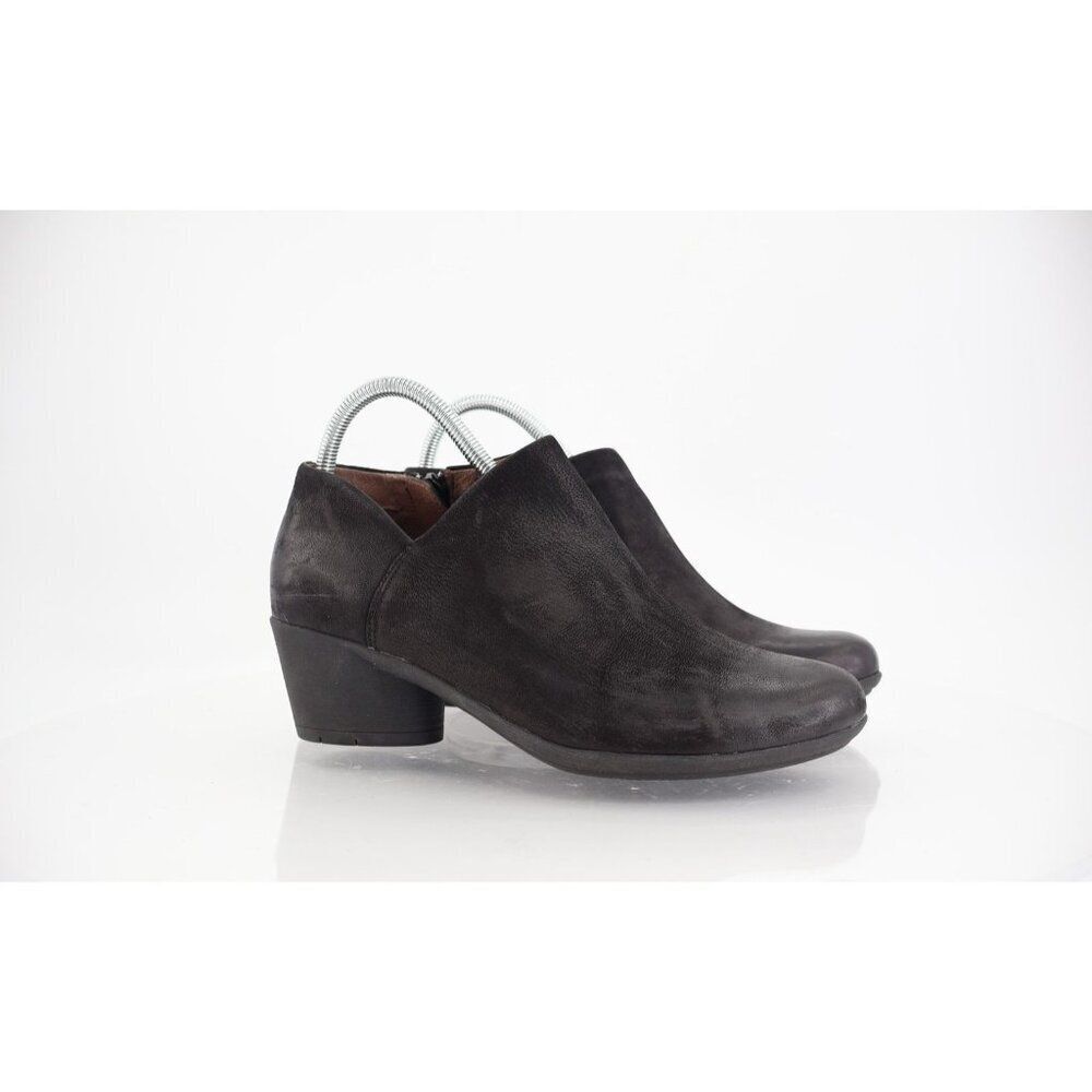 Dansko Women's Raina Bootie Size 39 8.5 Round Heel Black Nubuck Leather Shoes